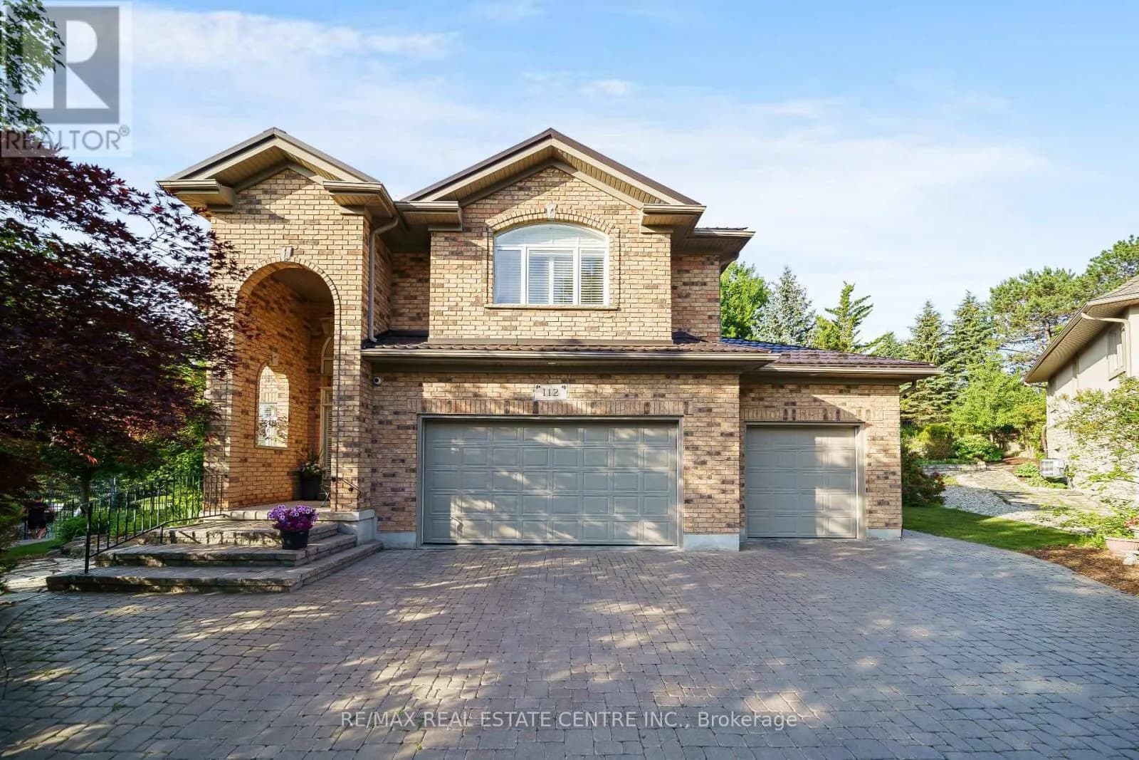 112 DIRKSEN COURT — photo 1 of 48