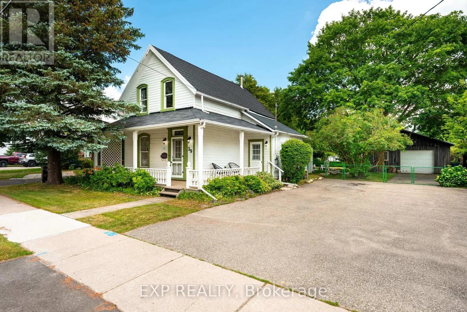 39 TOWNLINE — photo 1 of 50