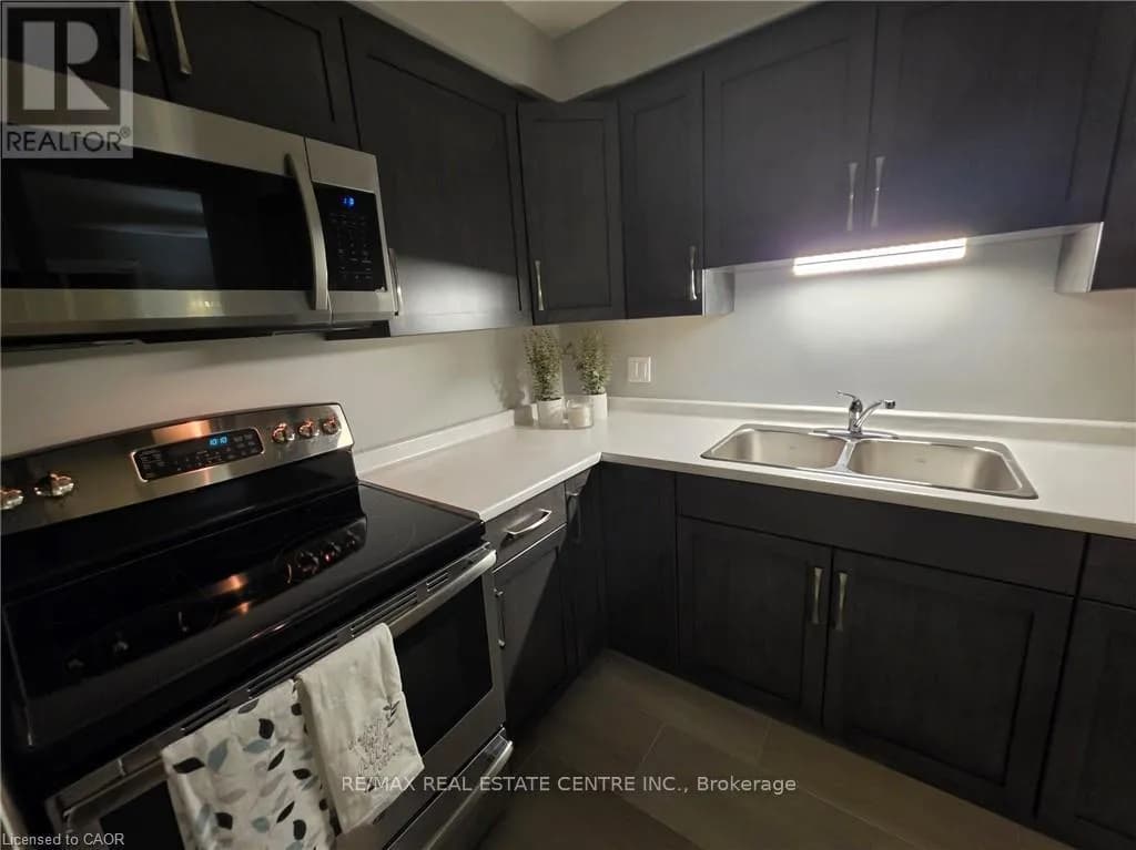 106 - 565 GREENFIELD AVENUE — photo 4 of 50
