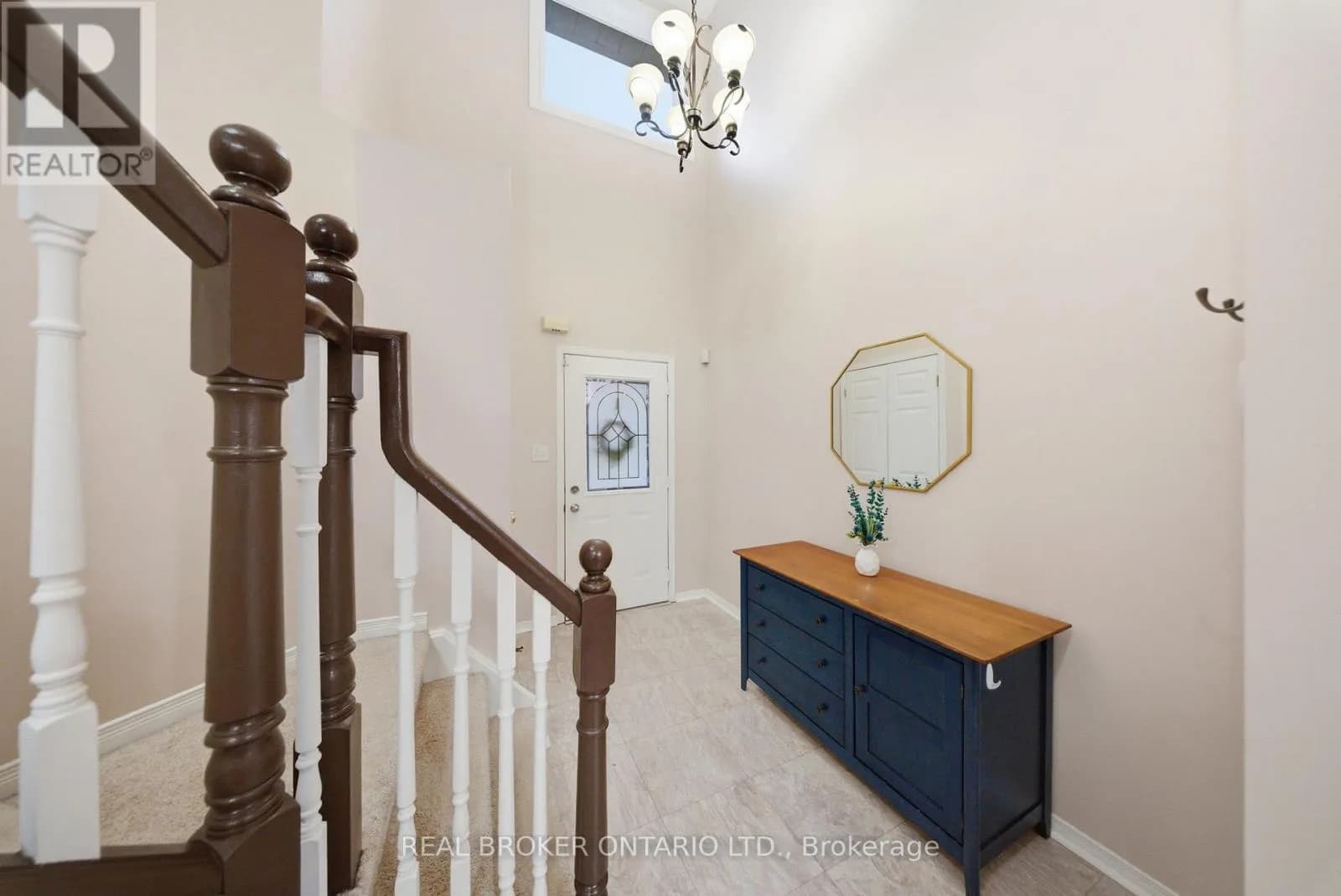 29 ALDER STREET — photo 4 of 35