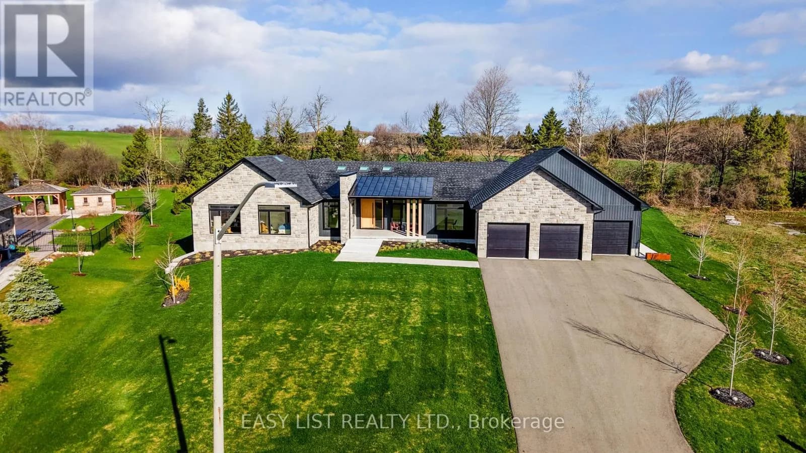 117 EVERGREEN PLACE — photo 3 of 50