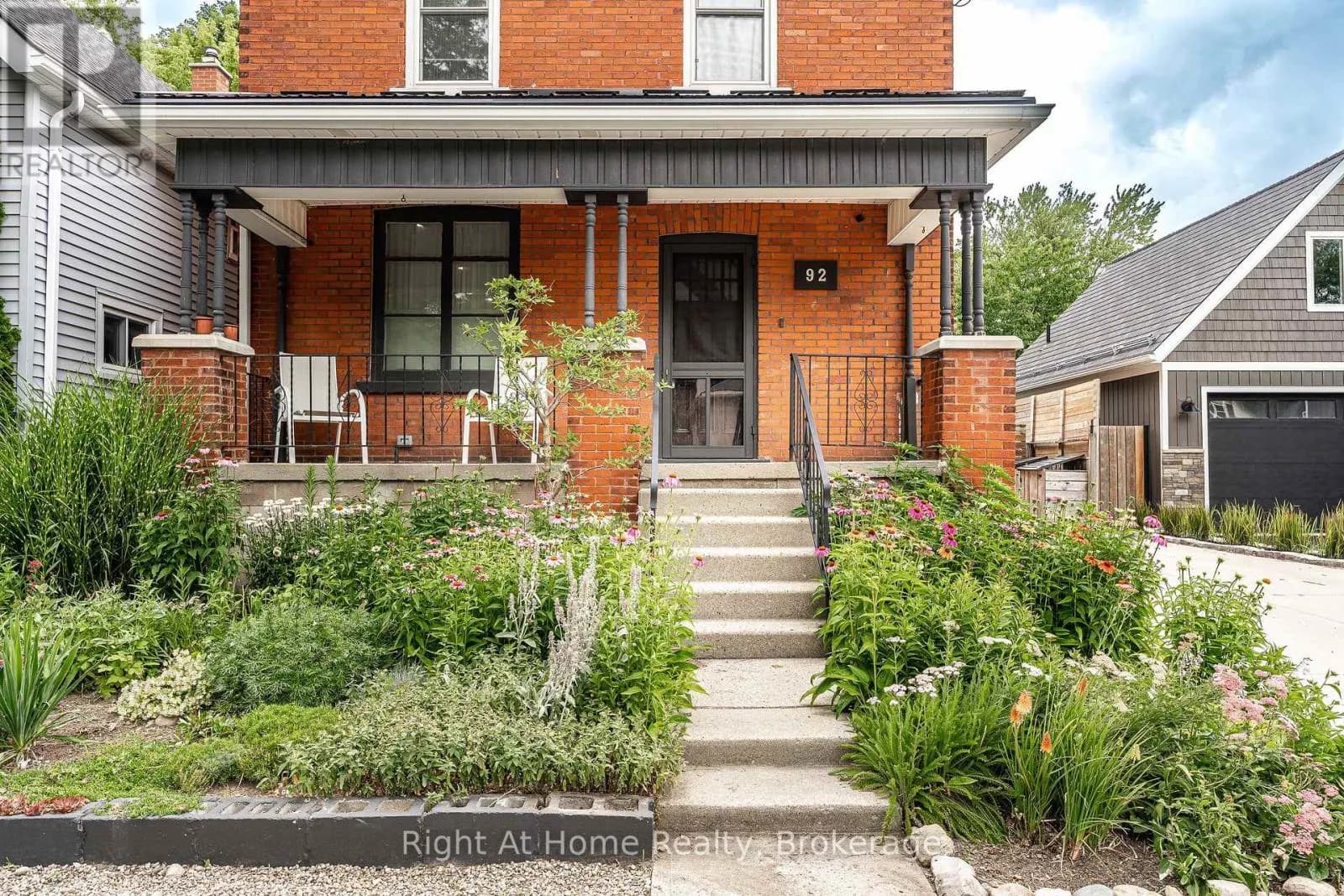 92 REBECCA STREET — photo 2 of 44