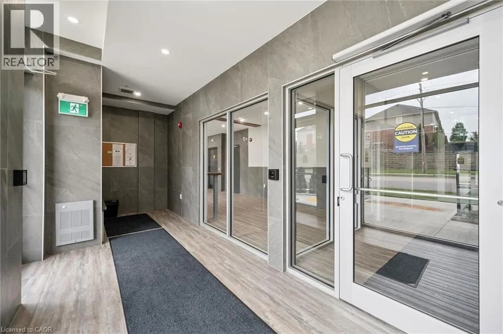 408 DUNDAS Street S Unit# 203 — photo 4 of 33