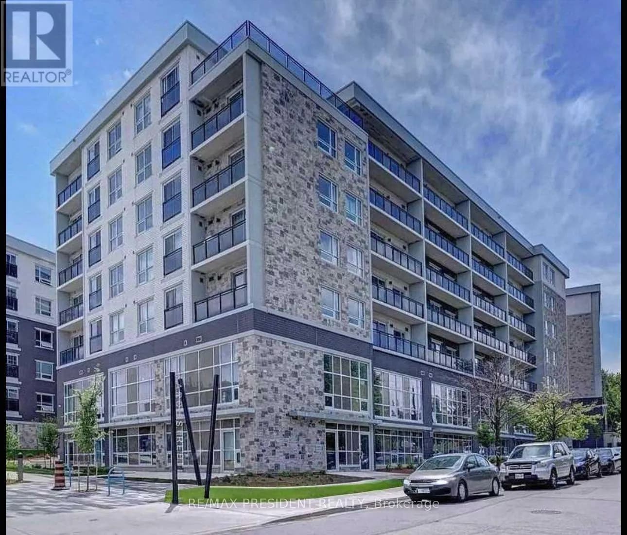 G314 - 275 LARCH STREET — photo 1 of 1