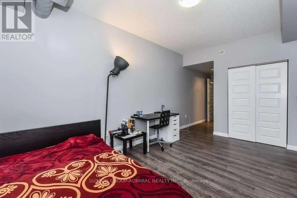 506 - 8 HICKORY STREET W — photo 5 of 15