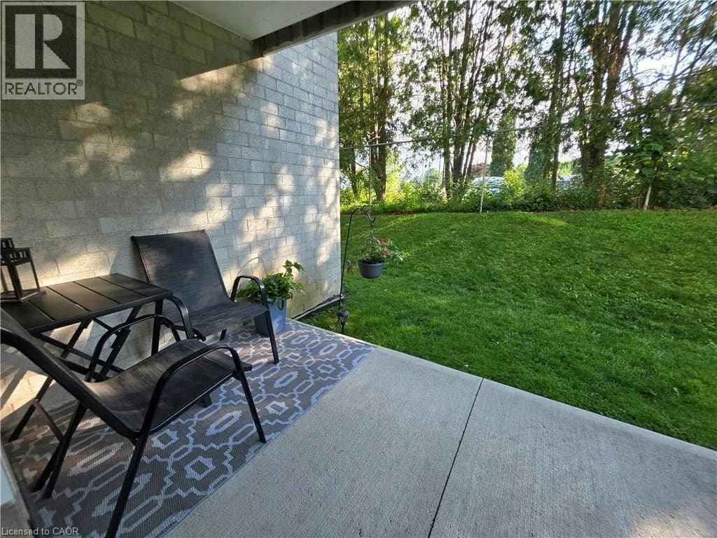 24 MOOREGATE Crescent Unit# 103 — photo 4 of 27