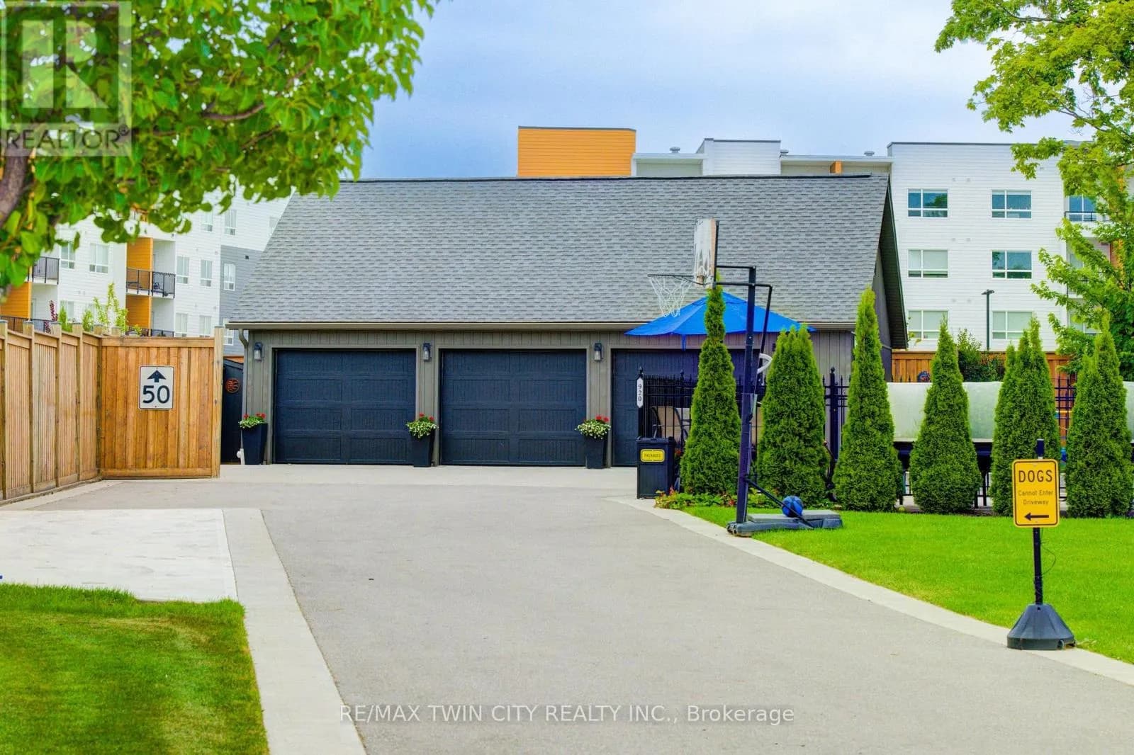 920 ORR COURT — photo 4 of 50