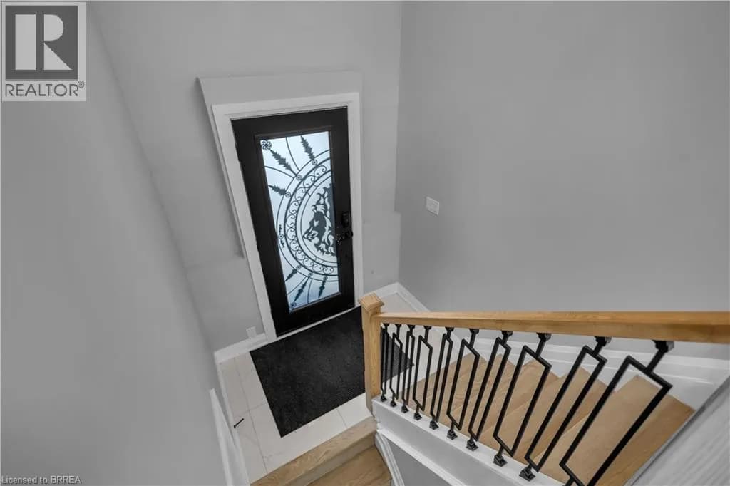 19 BROAD Street — photo 2 of 35