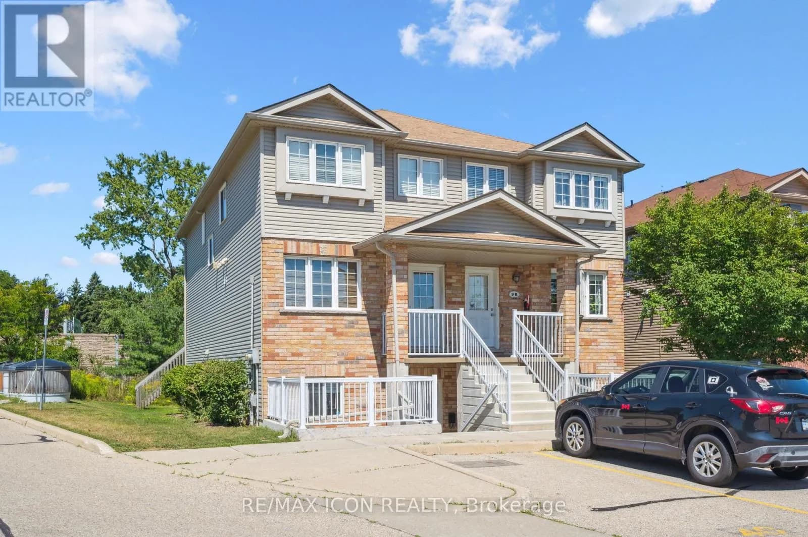 9D - 50 HOWE DRIVE — photo 2 of 21