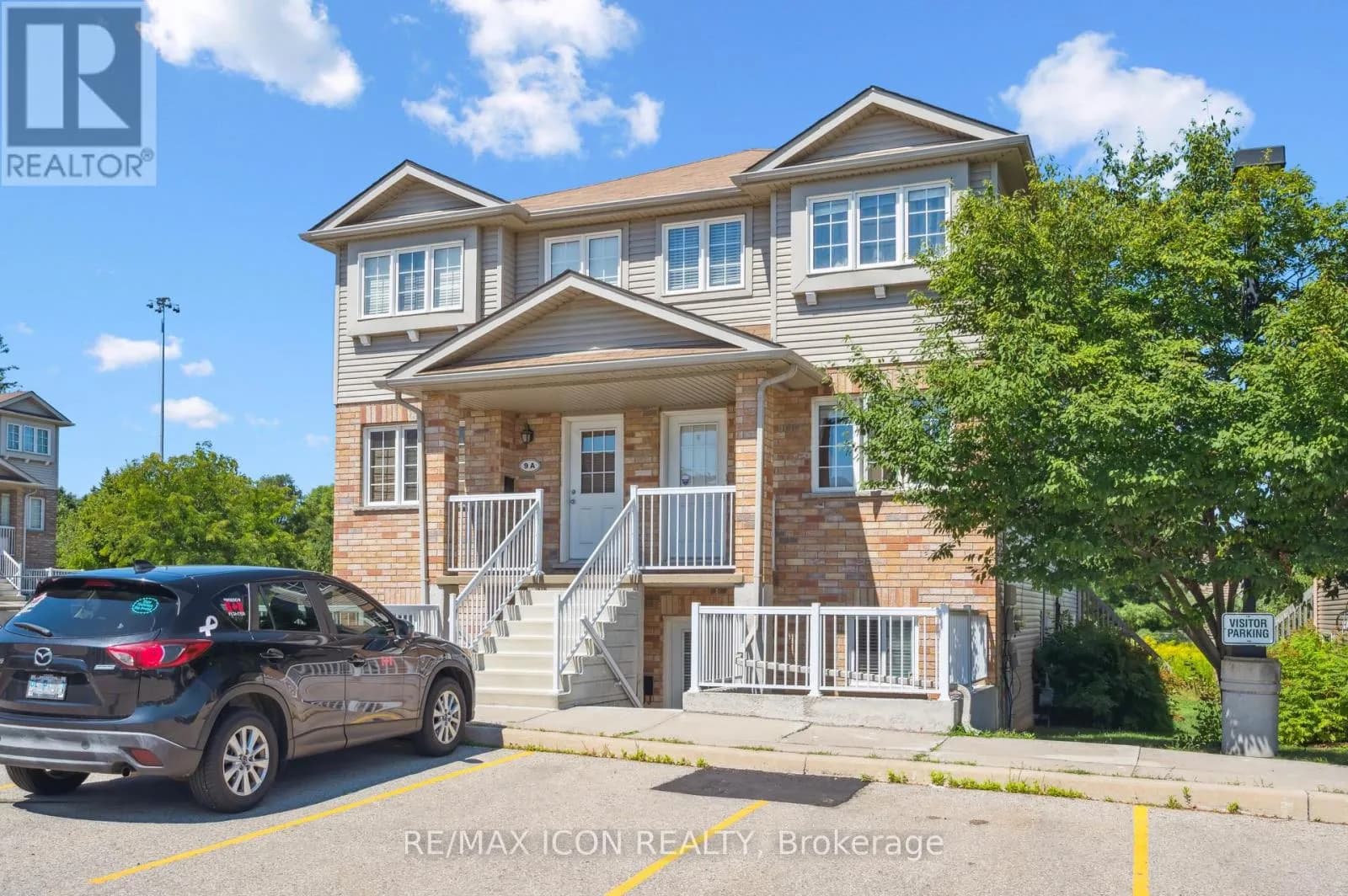 9D - 50 HOWE DRIVE — photo 3 of 21