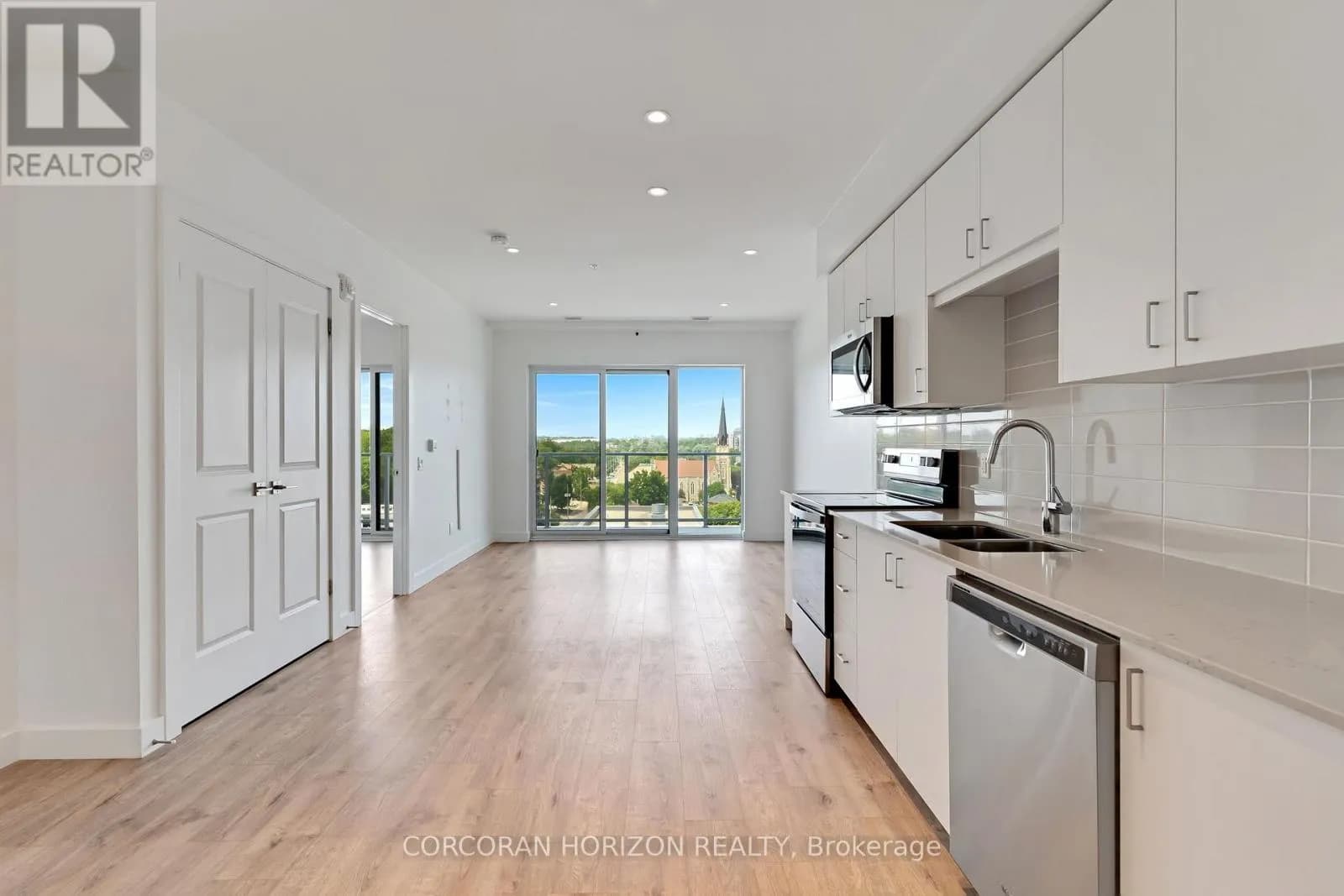 903 - 50 GRAND AVENUE S — photo 1 of 40