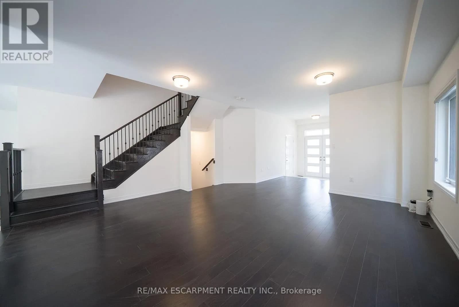 23 STAUFFER ROAD — photo 4 of 47