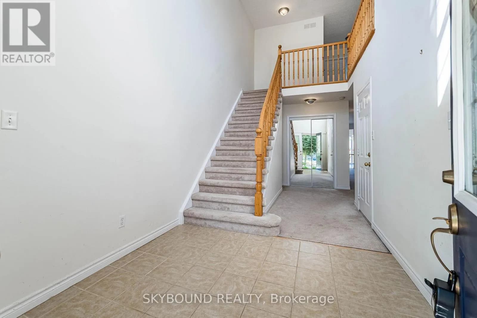 735 KARLSFELD ROAD — photo 3 of 47