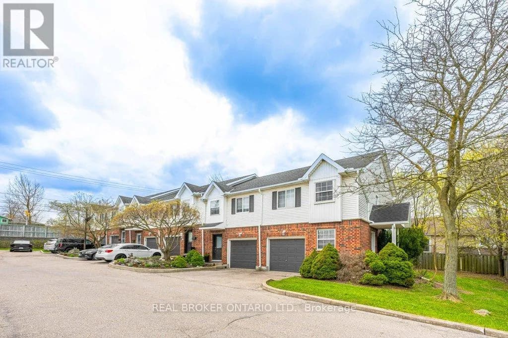 2 - 185 HIGHLAND CRESCENT — photo 1 of 41
