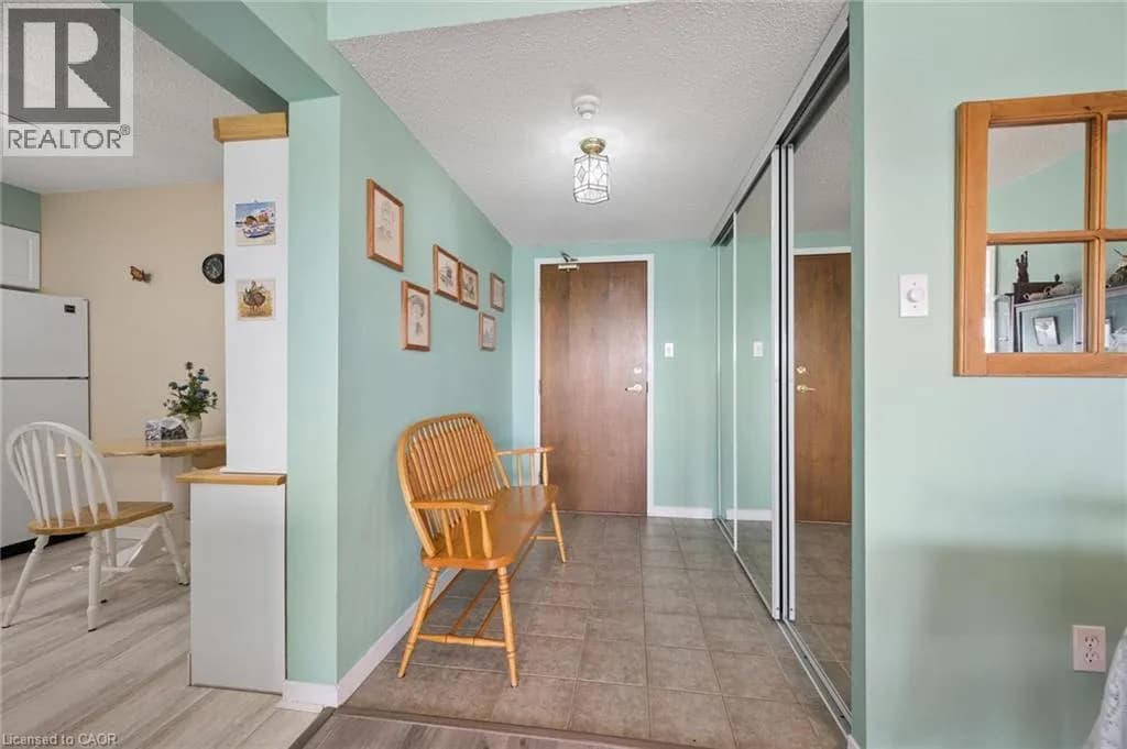 3227 KING Street E Unit# 1112 — photo 4 of 50