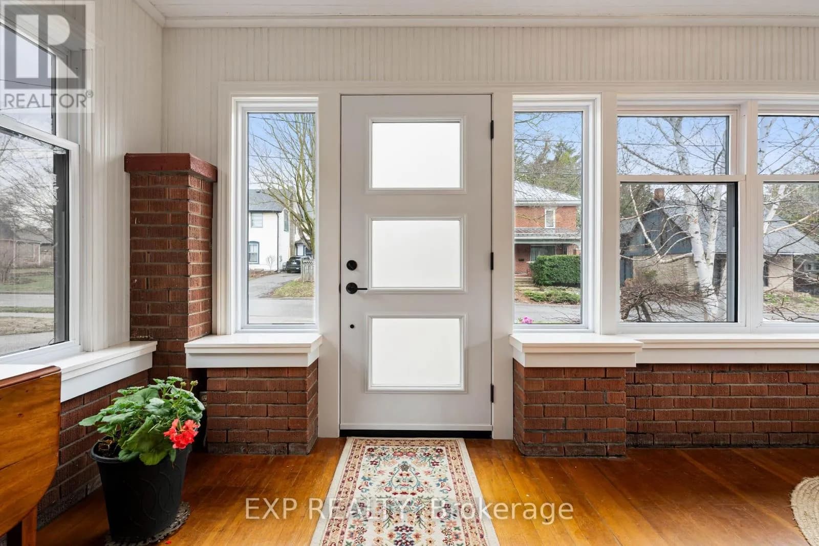 9 WELLINGTON STREET — photo 4 of 50