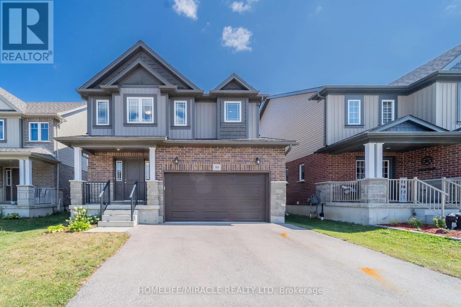 53 ROBERTSON DRIVE — photo 1 of 41