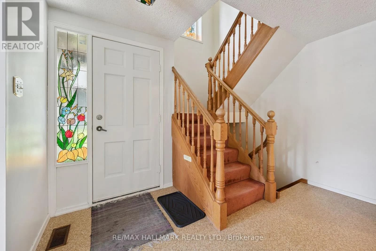 1 - 489 BEECHWOOD DRIVE — photo 3 of 33