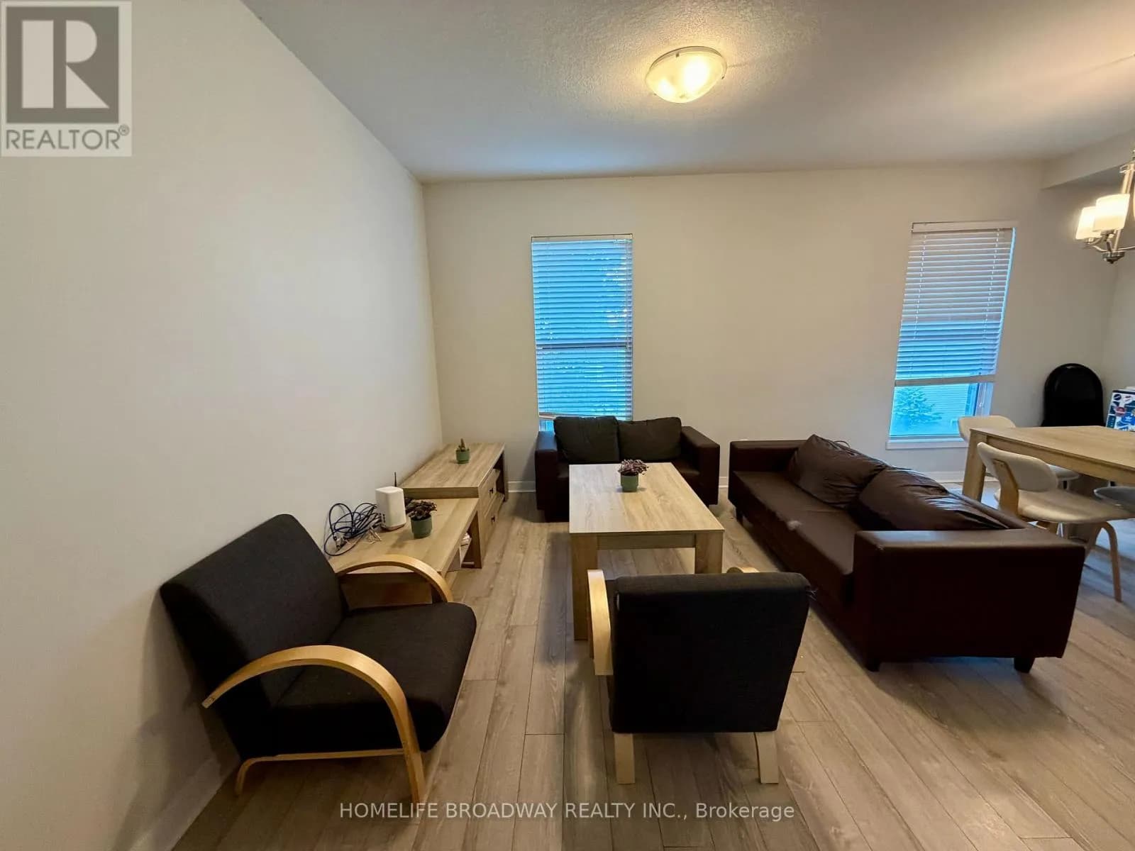 T106 - 62 BALSAM STREET — photo 2 of 40