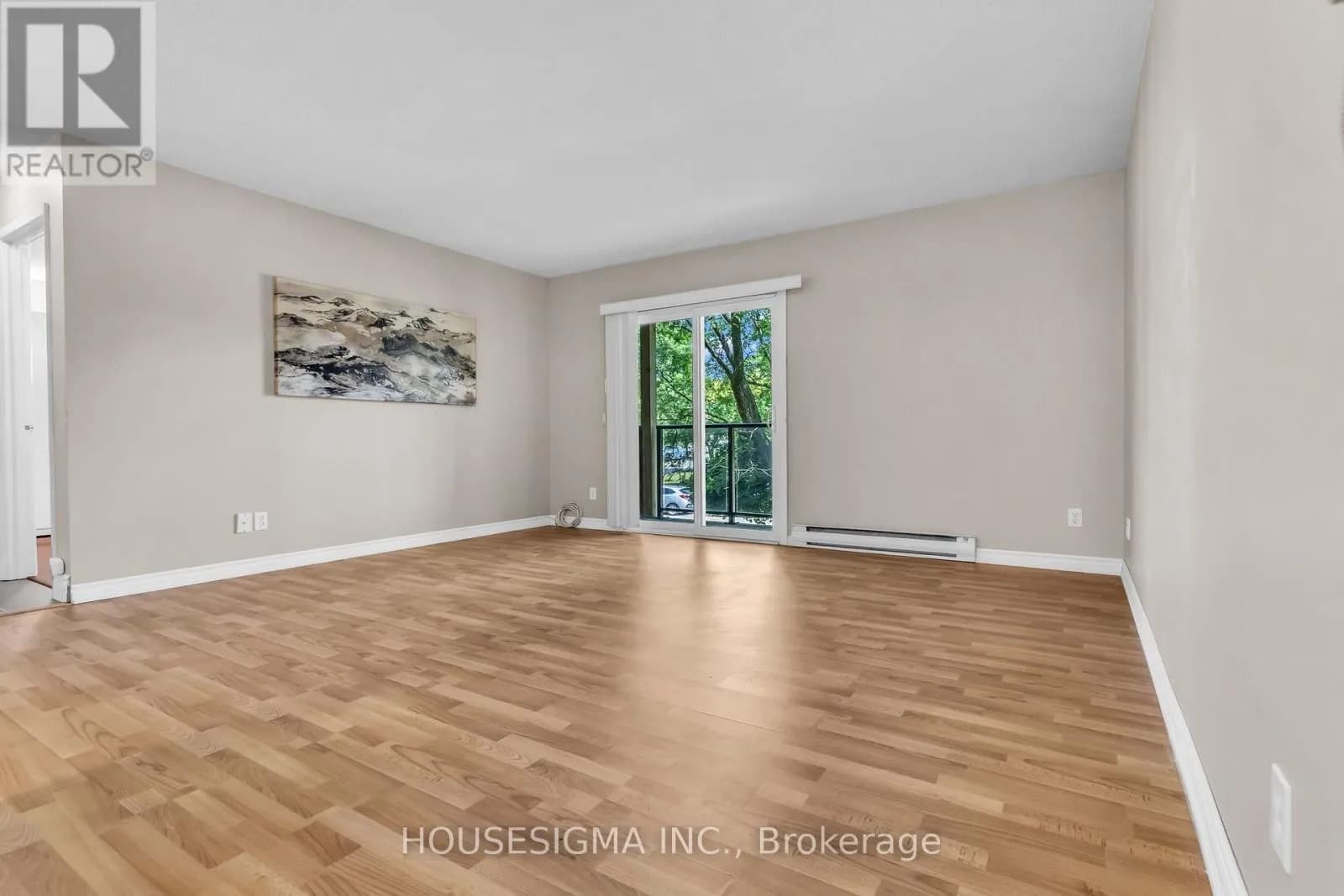 606 - 565 GREENFIELD AVENUE — photo 5 of 26