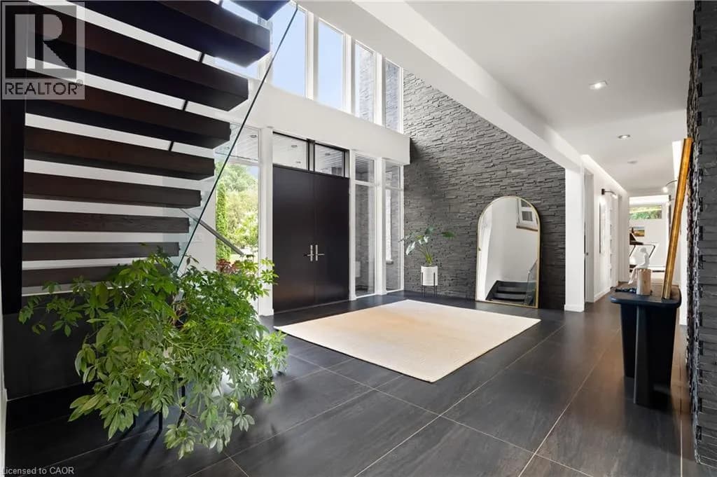 29 TALLWOOD Drive — photo 3 of 50