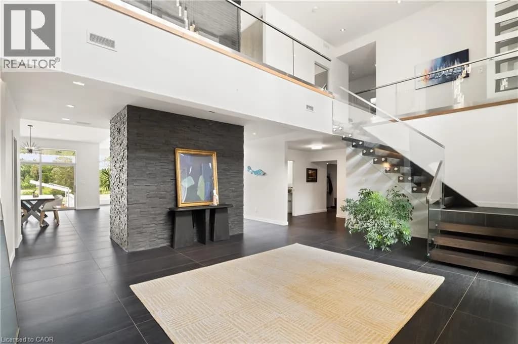 29 TALLWOOD Drive — photo 4 of 50