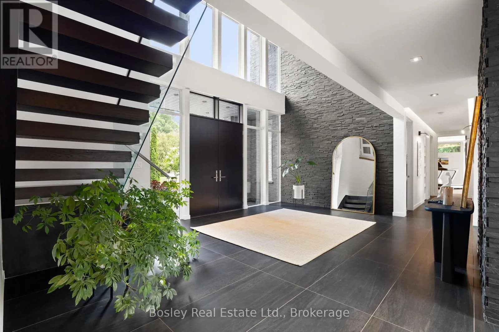 29 TALLWOOD DRIVE — photo 3 of 50