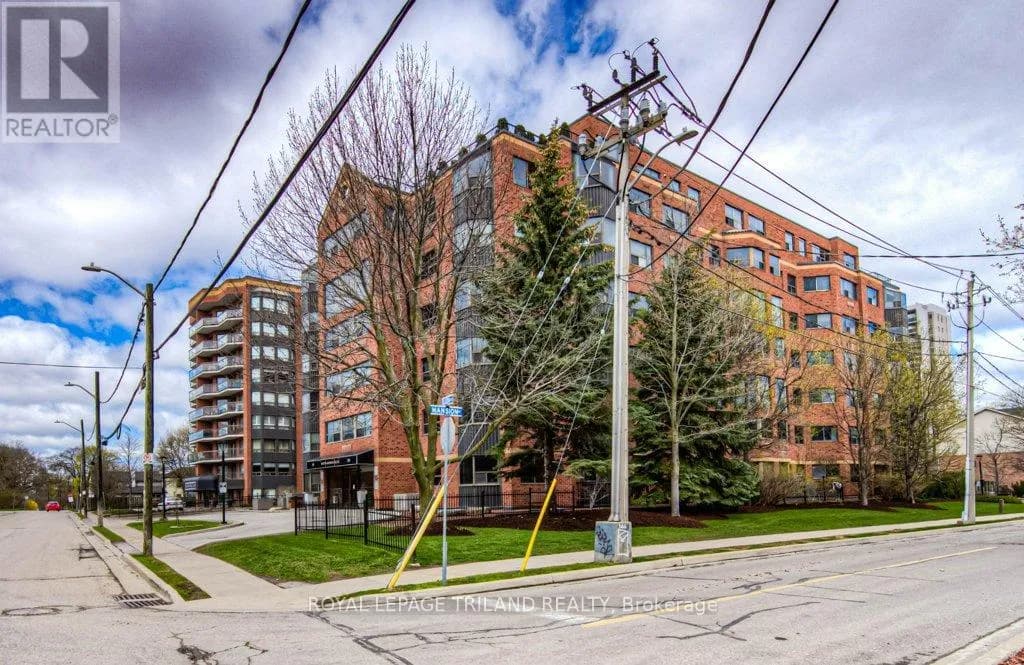 403 - 20 ELLEN STREET — photo 4 of 30