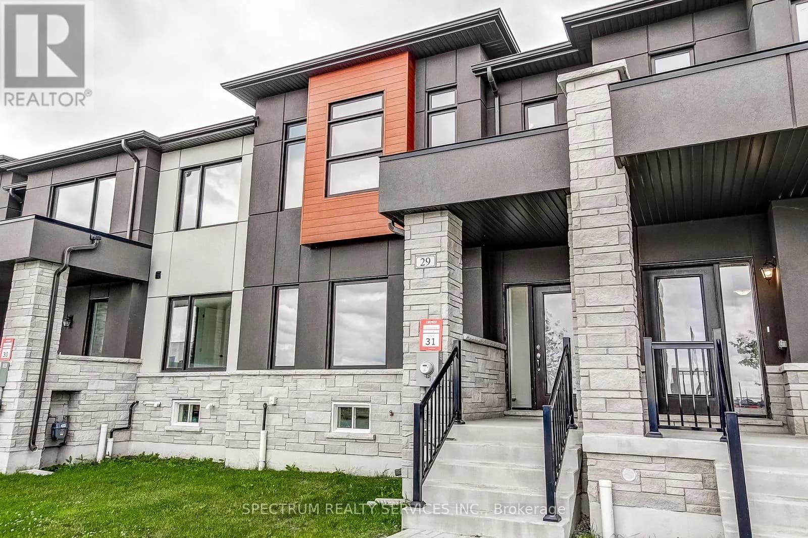 29 STRICKLAND AVENUE — photo 2 of 45