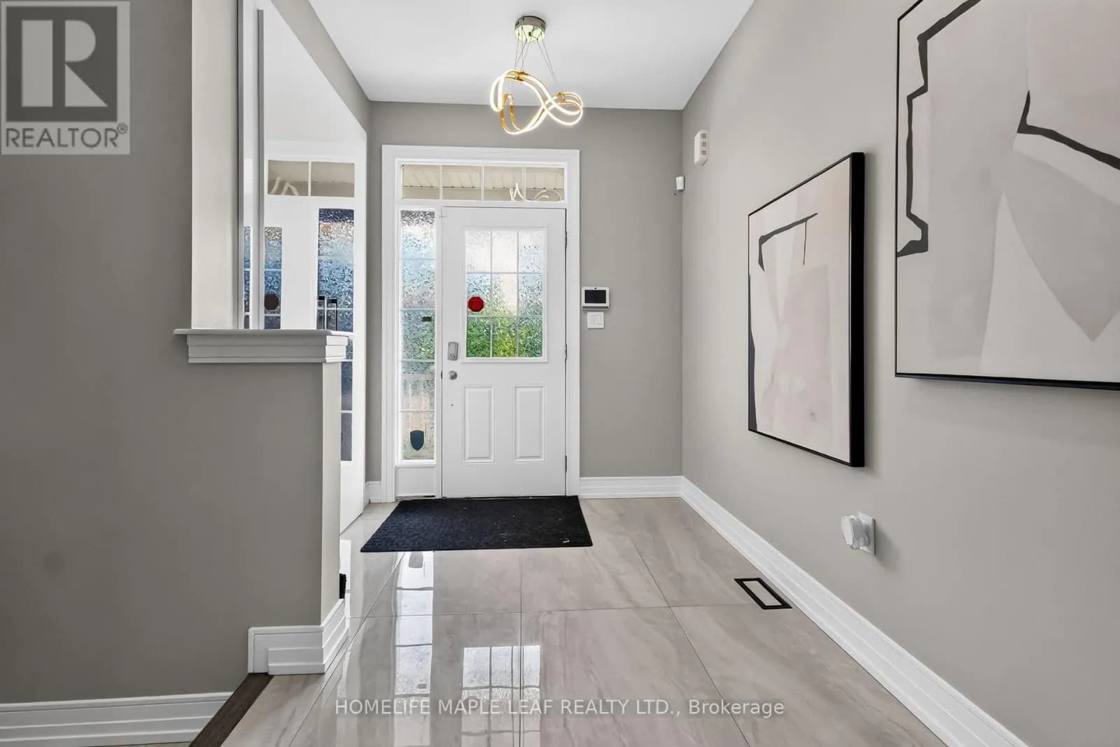 20 WANNAMAKER CRESCENT — photo 4 of 50