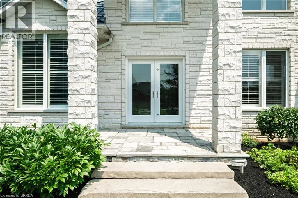 44 ST ANDREW'S Drive — photo 5 of 50