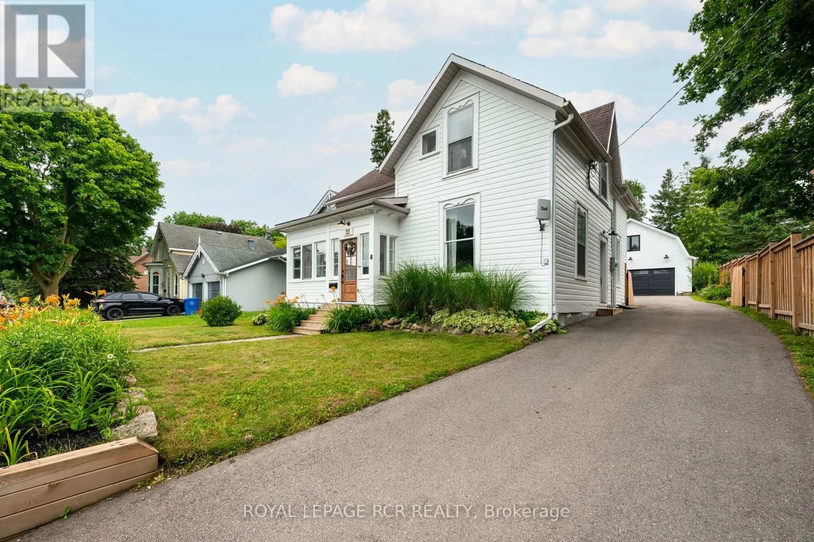 22 JOHN STREET — photo 3 of 50