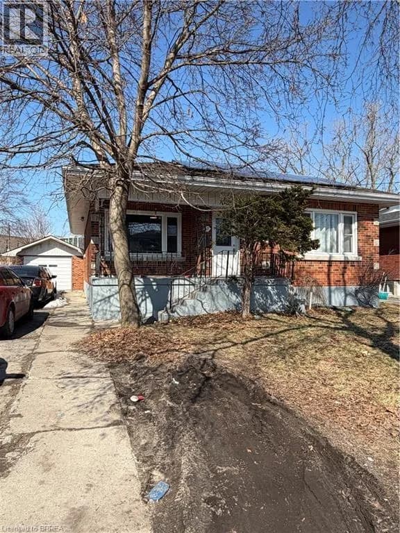 17 HENRY Street — photo 1 of 1