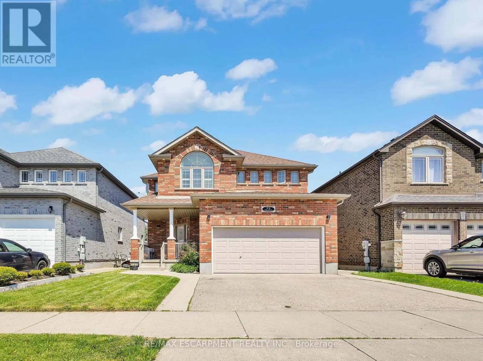 73 FITZGERALD DRIVE — photo 2 of 50
