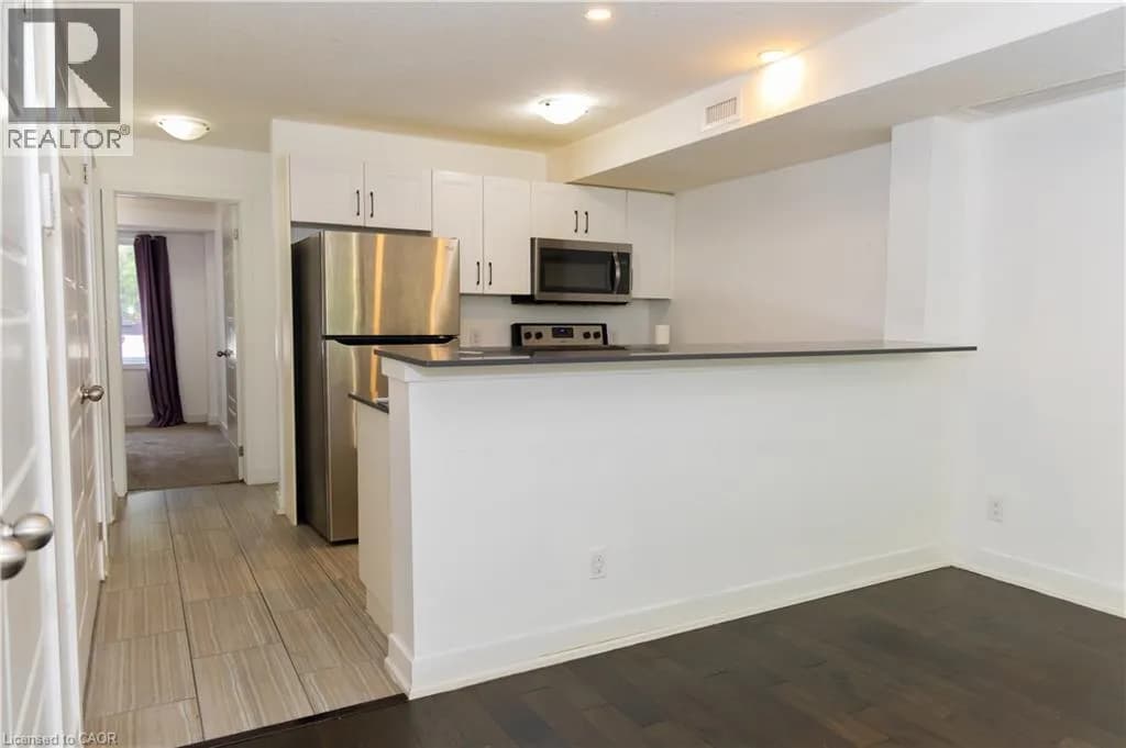 190 CENTURY HILL Drive Unit# A5 — photo 4 of 24