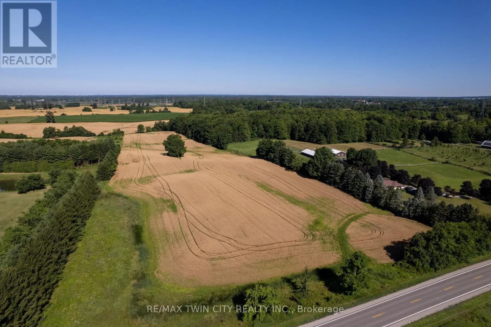 269 BRANT COUNTY RD. 22 — photo 4 of 41