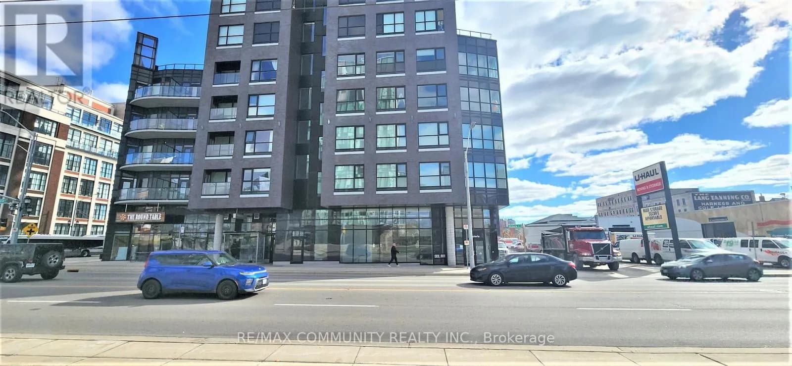 1708 - 1 VICTORIA STREET — photo 3 of 34
