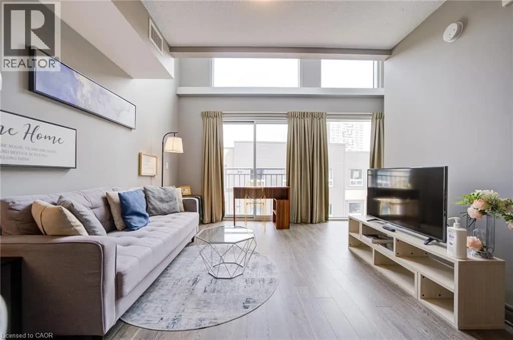 321 SPRUCE Street Unit# 710 — photo 3 of 41