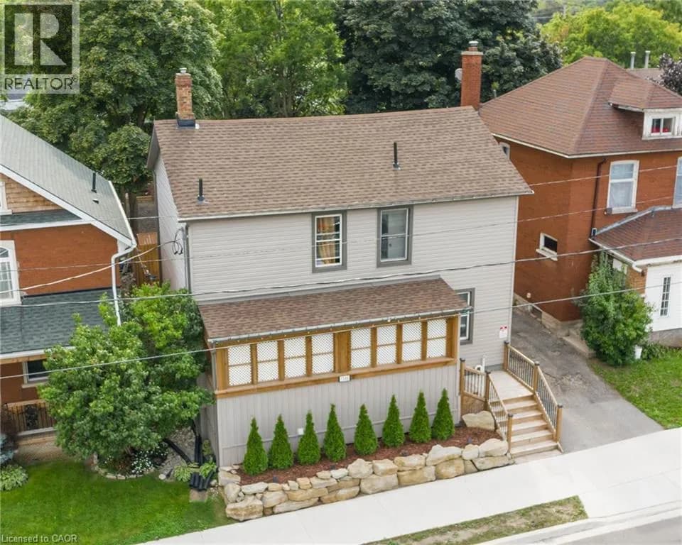 1346 KING Street E — photo 1 of 44