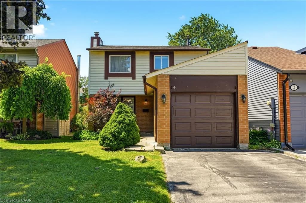 4 EILEEN Street — photo 3 of 36