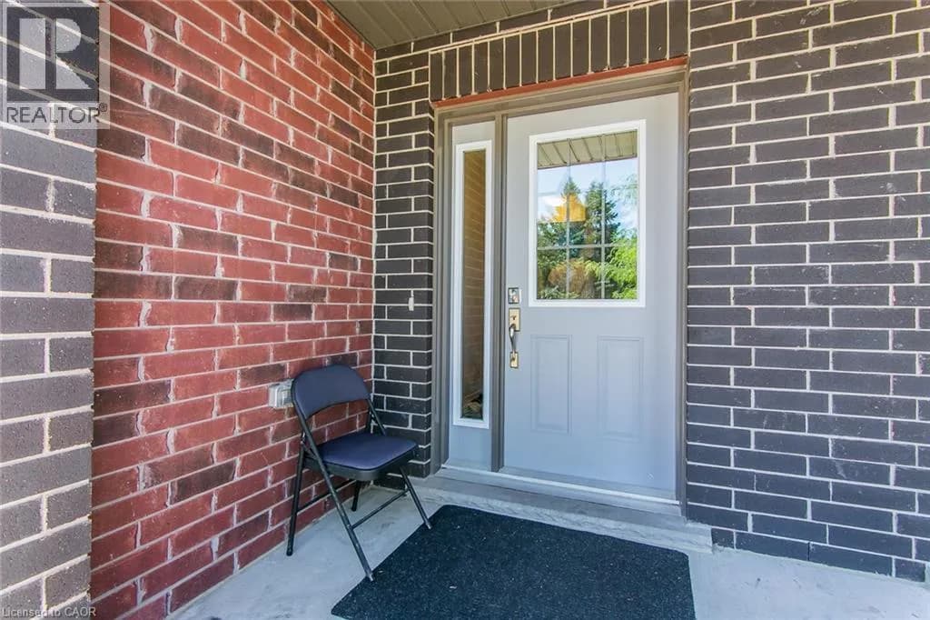 311 WOOLWICH Street Unit# 43 — photo 3 of 44