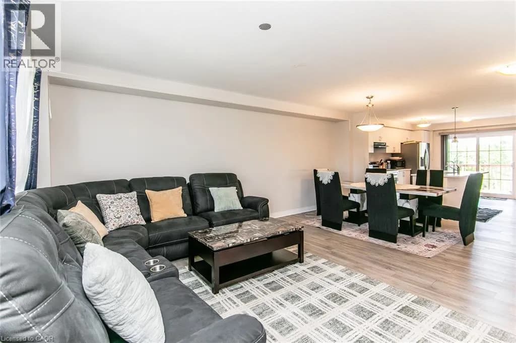 311 WOOLWICH Street Unit# 43 — photo 5 of 44