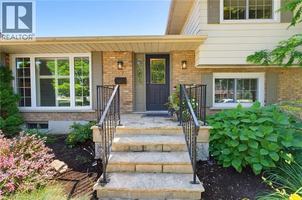 5 MARIGOLD Street — photo 3 of 42