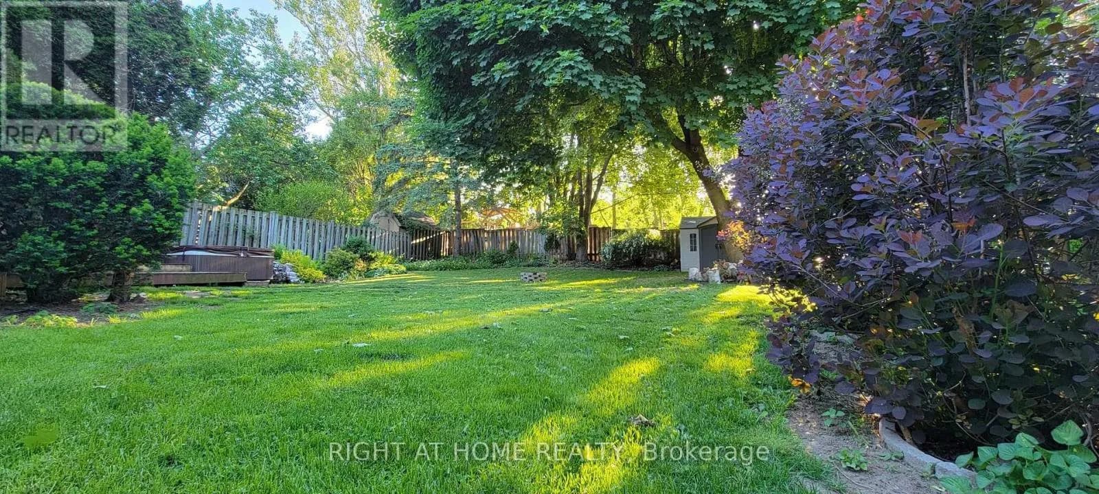 266 GUNN AVENUE — photo 3 of 31