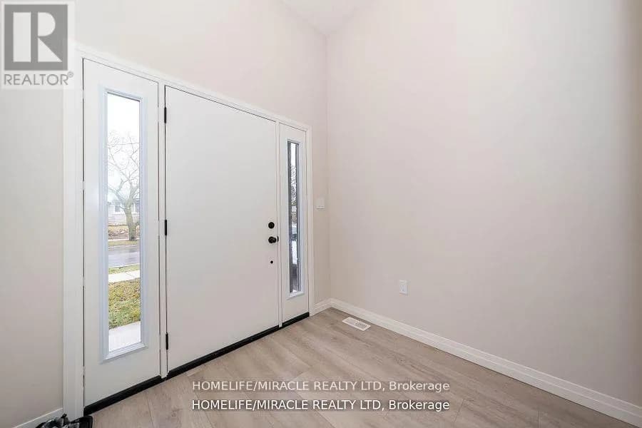 139 SIEBERT AVENUE — photo 3 of 15