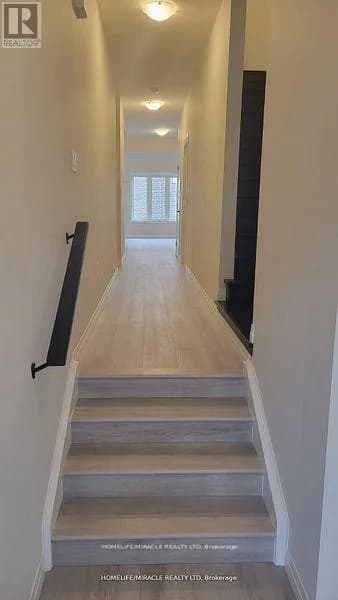 139 SIEBERT AVENUE — photo 4 of 15