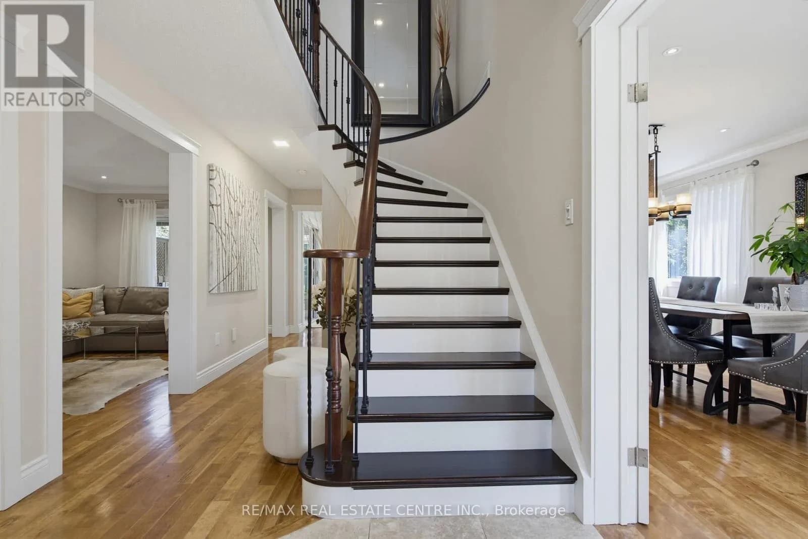260 LISA MARIE DRIVE — photo 5 of 44