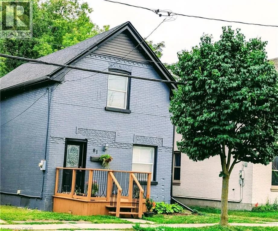 81 GREY Street — photo 3 of 46