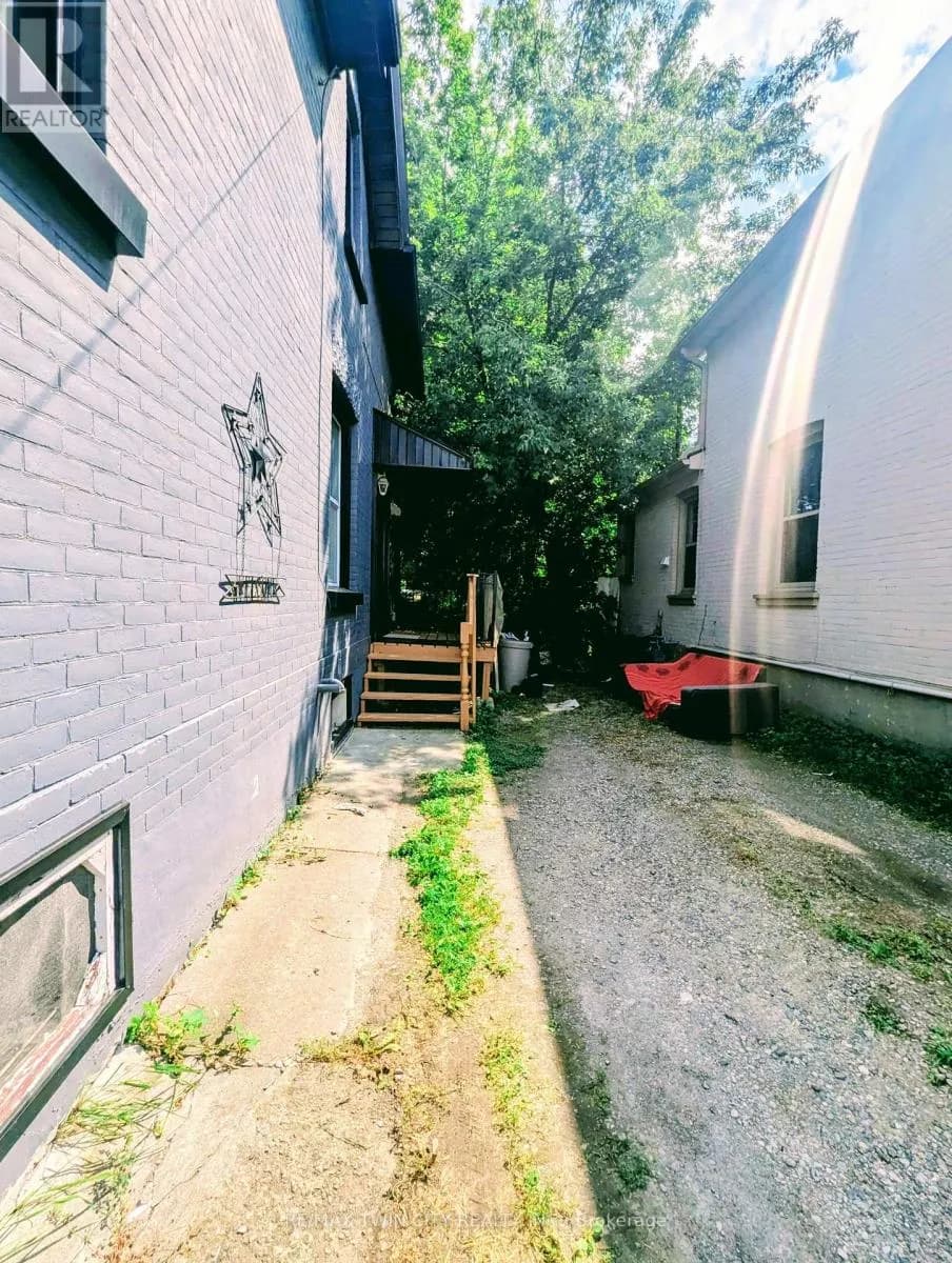 81 GREY STREET — photo 5 of 30