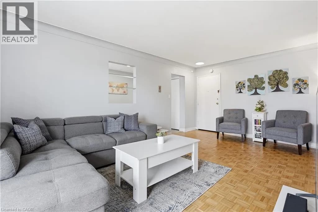 87 ST GEORGE Street Unit# 403 — photo 3 of 38